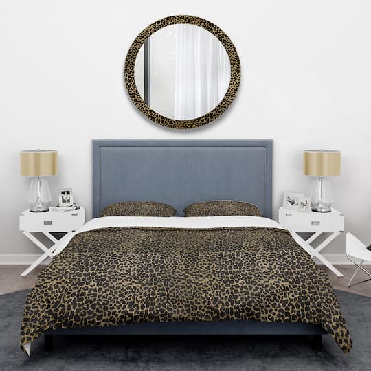Designart 'Leopard Fur Safari V' Mid-Century Duvet Cover Set